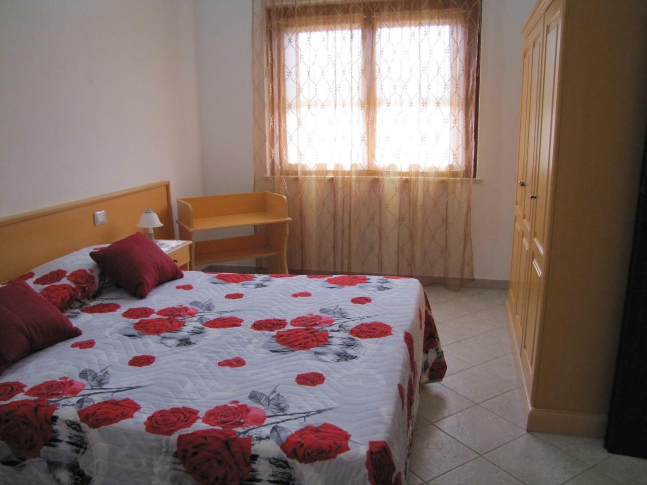 B&B Monte Gruttas Camisa Luaran gambar